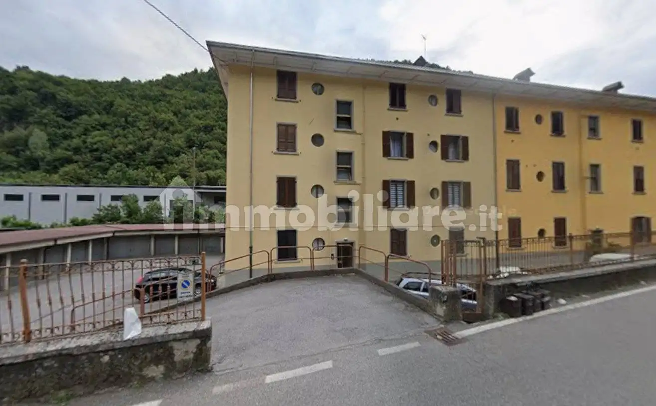 Appartamento in asta a Vertova