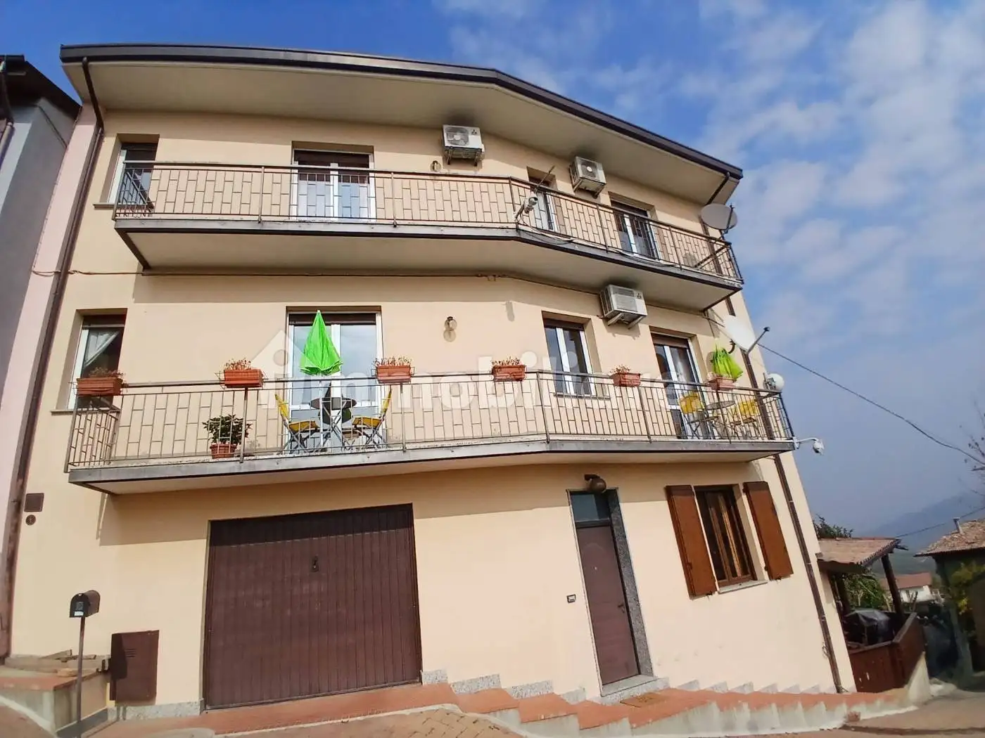 Villa in vendita a Cigognola