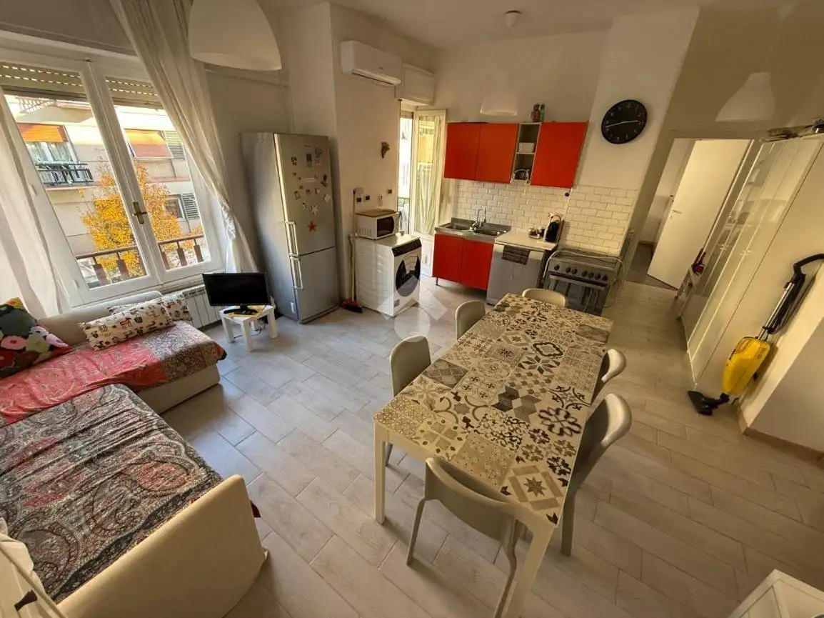 Trilocale corso Giuseppe Mazzini 158, Centro, Albisola Superiore - foto 5