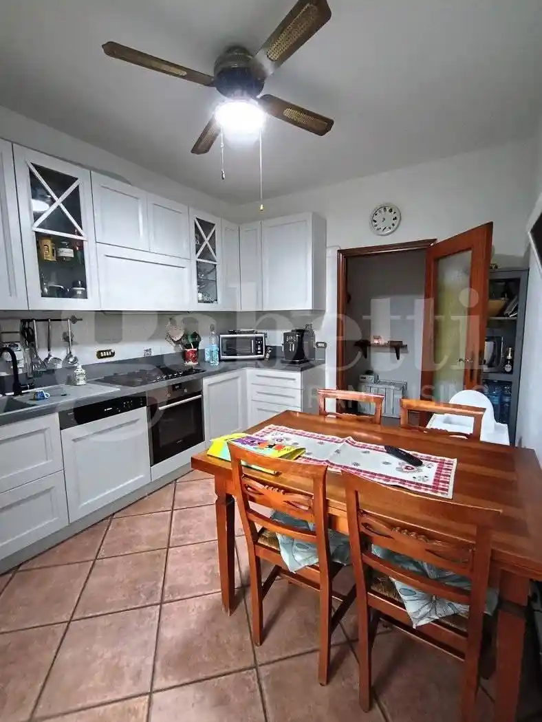 Appartamento via Negrelli, Villaggio Giardino, Modena - foto 4