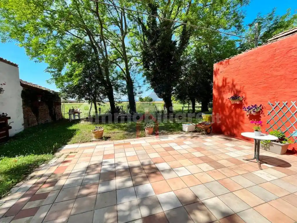 Terratetto unifamiliare 131 m², buono stato, Roncadello, Forlì - foto 3