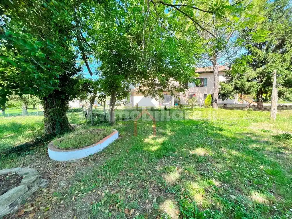 Terratetto unifamiliare 131 m², buono stato, Roncadello, Forlì - foto 4