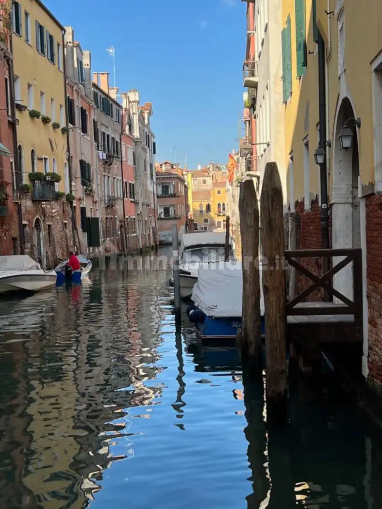 Palazzo - Edificio in vendita a Venezia