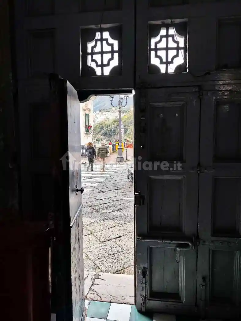 Quadrilocale corso Umberto I 128, Centro, Vietri sul Mare - foto 3