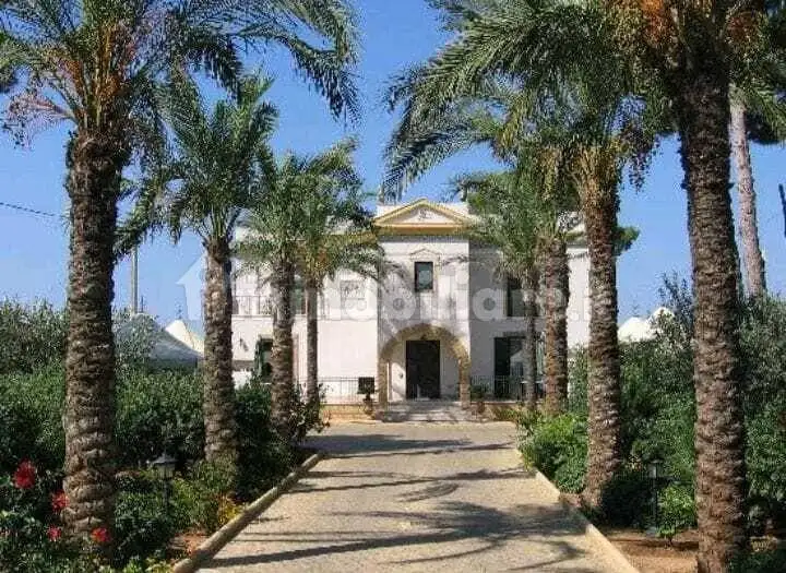 Villa unifamiliare, ottimo stato, 350 m², Castelvetrano - foto 2