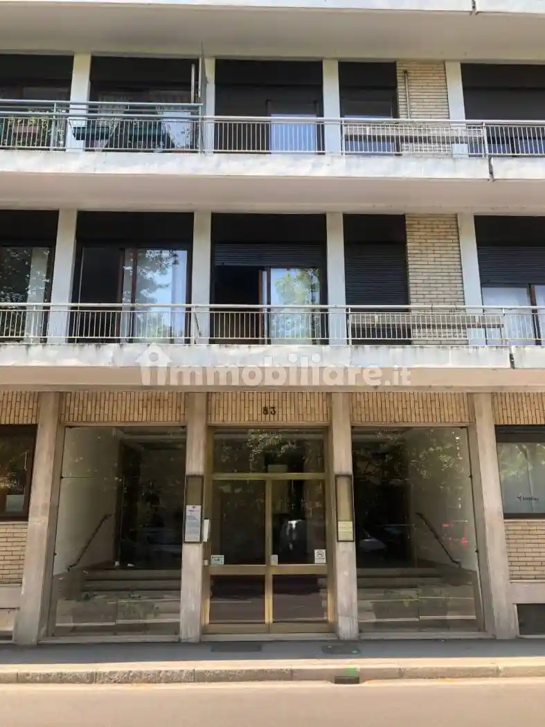 Quadrilocale viale Varese 81, Viale Varese - Crocifisso, Como - foto 2