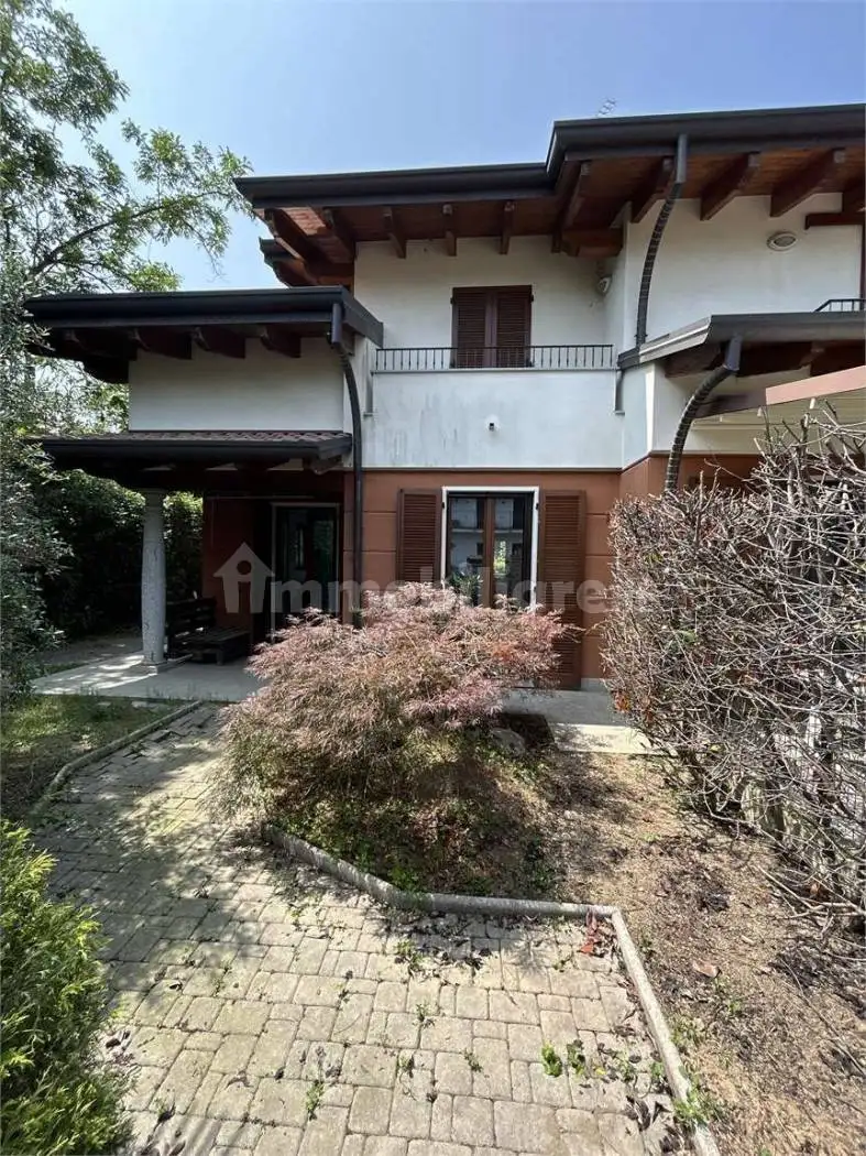 Appartamento in asta a Cadorago