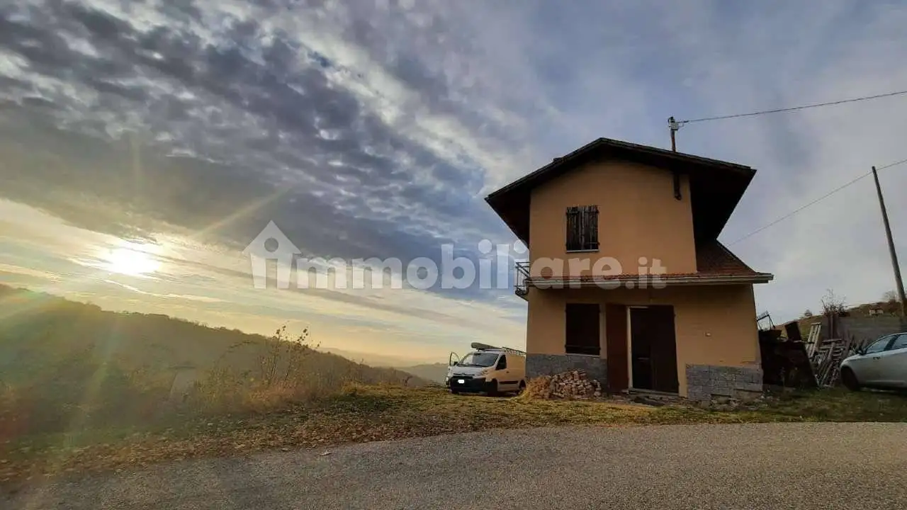 Casa indipendente in vendita a Albaretto della Torre
