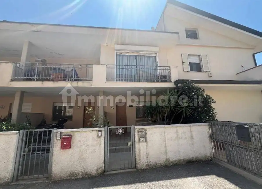 Villetta a schiera in asta a Viareggio