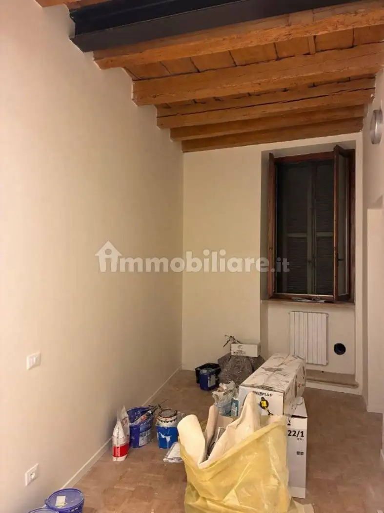 Trilocale vicolo Chiodo, Centro Storico, Verona - foto 3