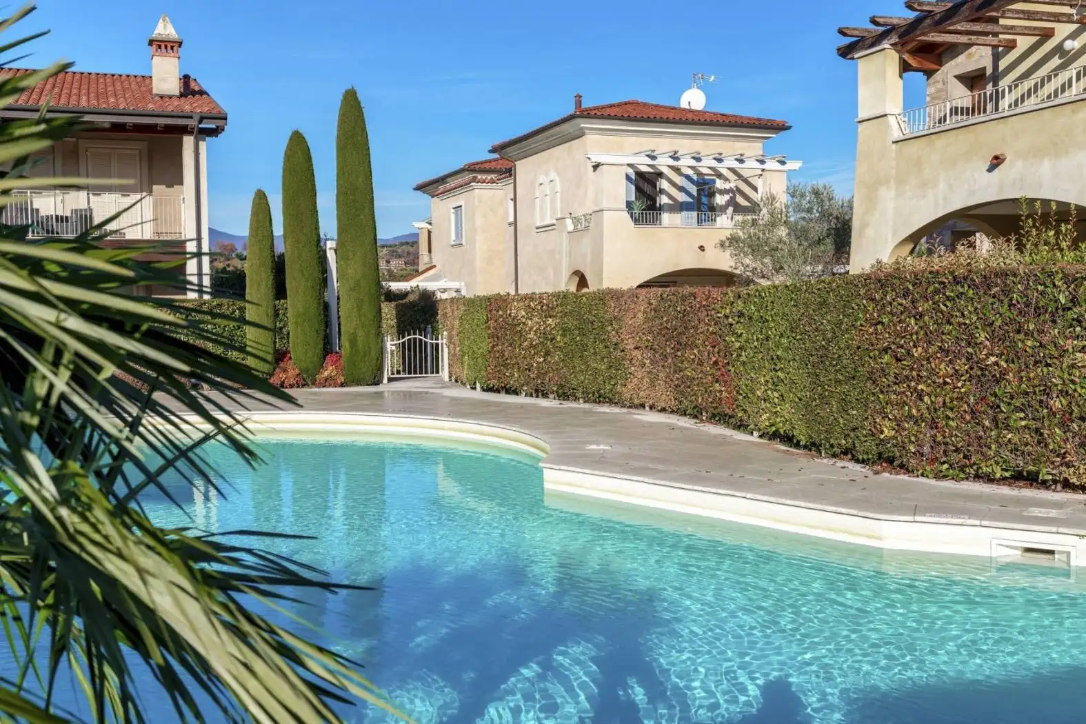 Villa in vendita a Manerba del Garda