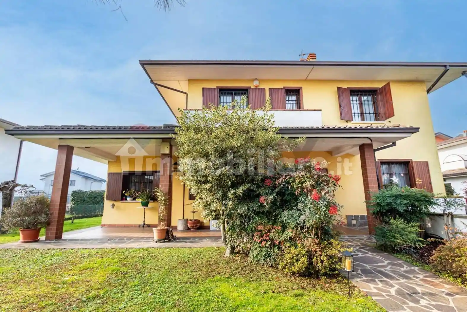 Villa unifamiliare via Ugo Foscolo 21, Centro, Cerro al Lambro - foto 3