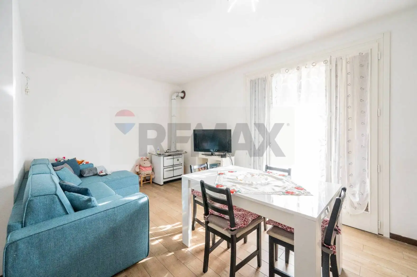 Appartamento in vendita a Vetto