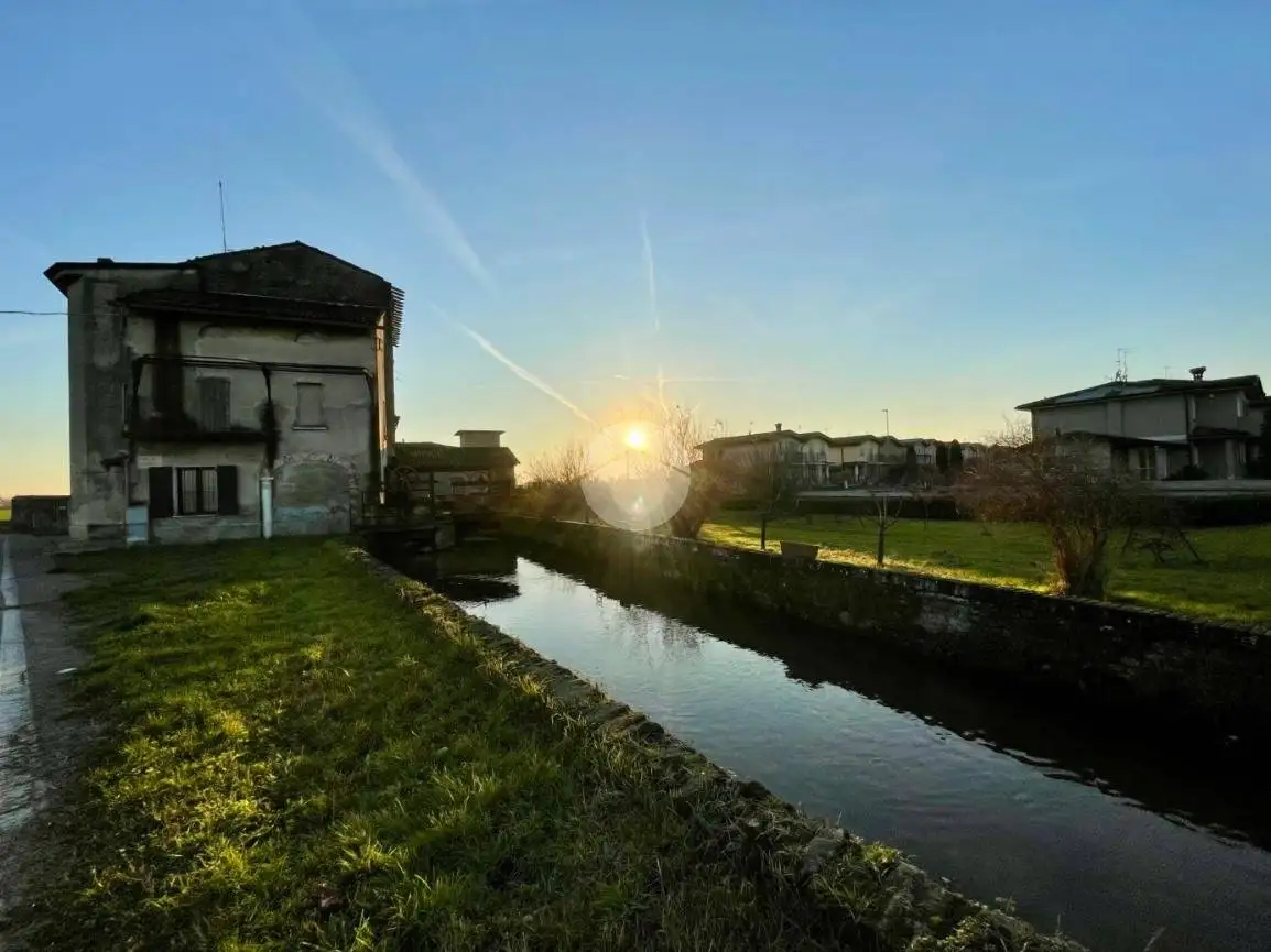Casa indipendente in vendita a Orzivecchi