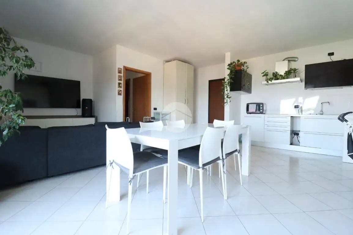 Trilocale viale marche 11, Lunetta Frassino, Mantova - foto 3