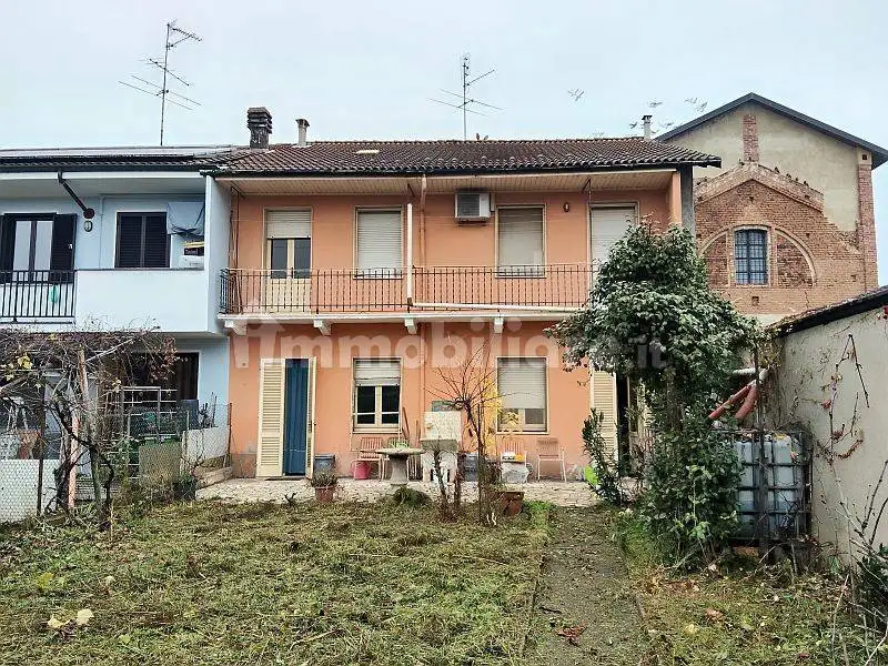 Casa indipendente in vendita a Mortara