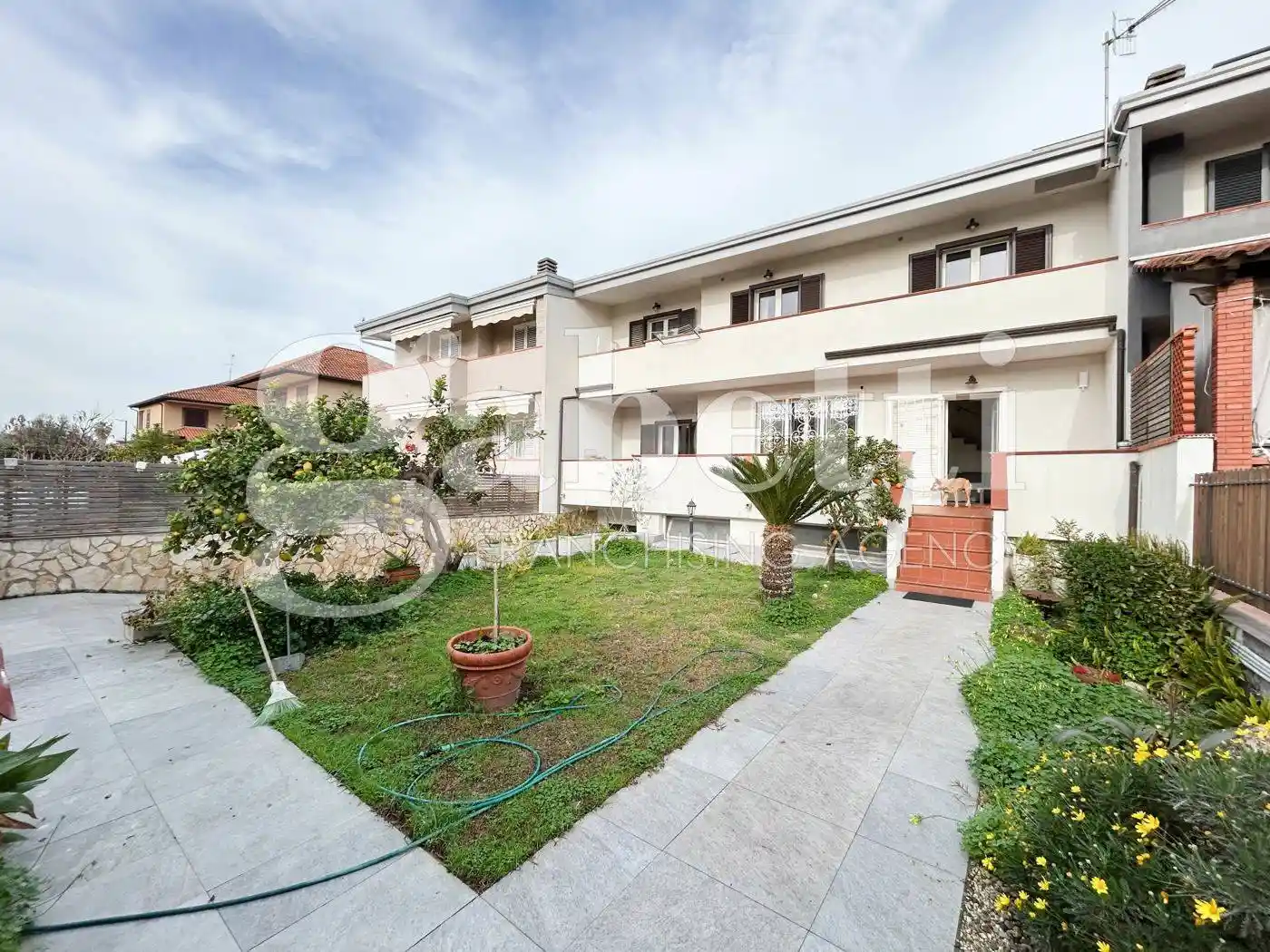 Villa a schiera via Ripuaria, 191, Varcaturo, Giugliano in Campania - foto 2