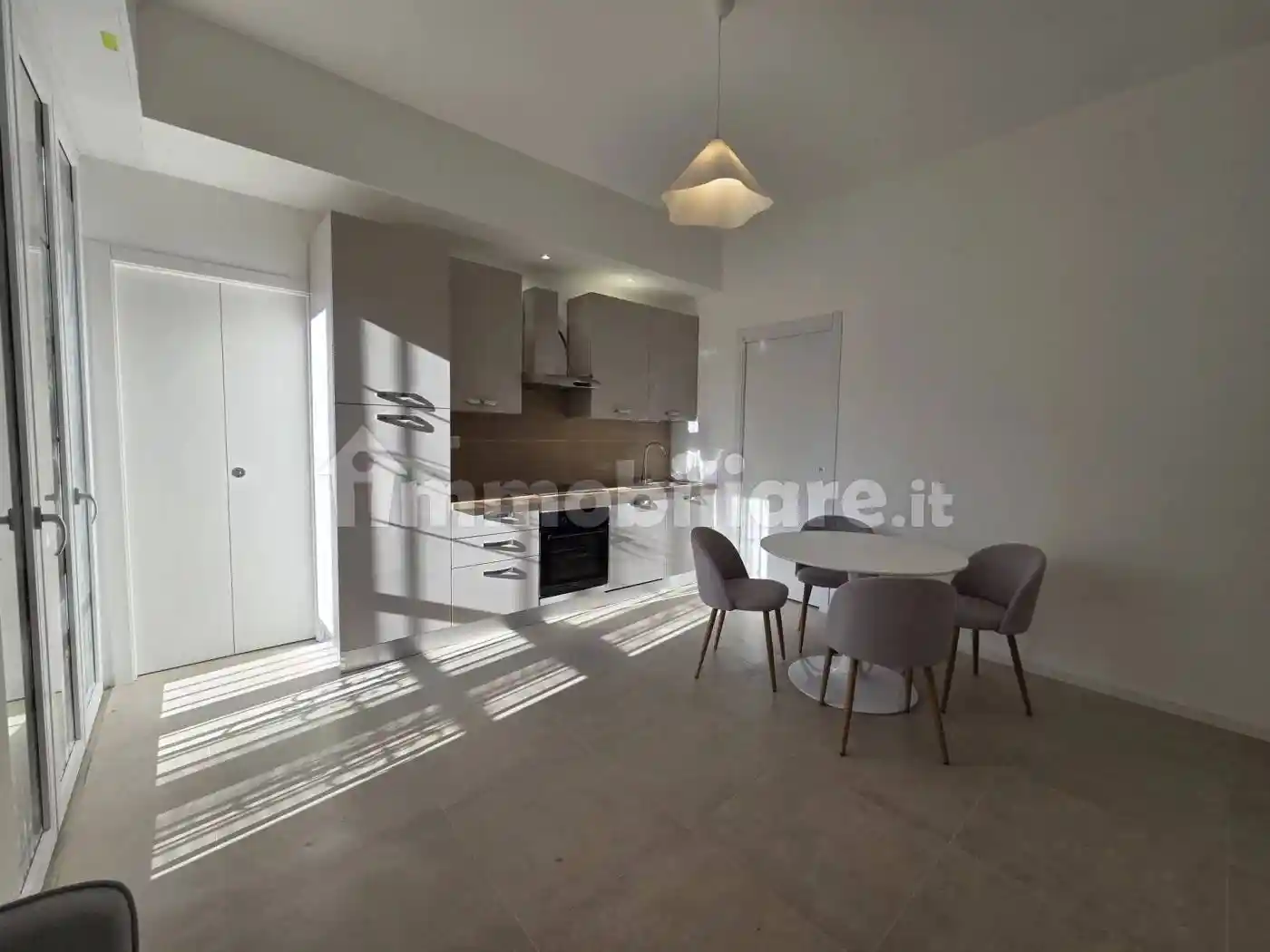 Appartamento viale Famagosta, 35, Famagosta, Milano - foto 2
