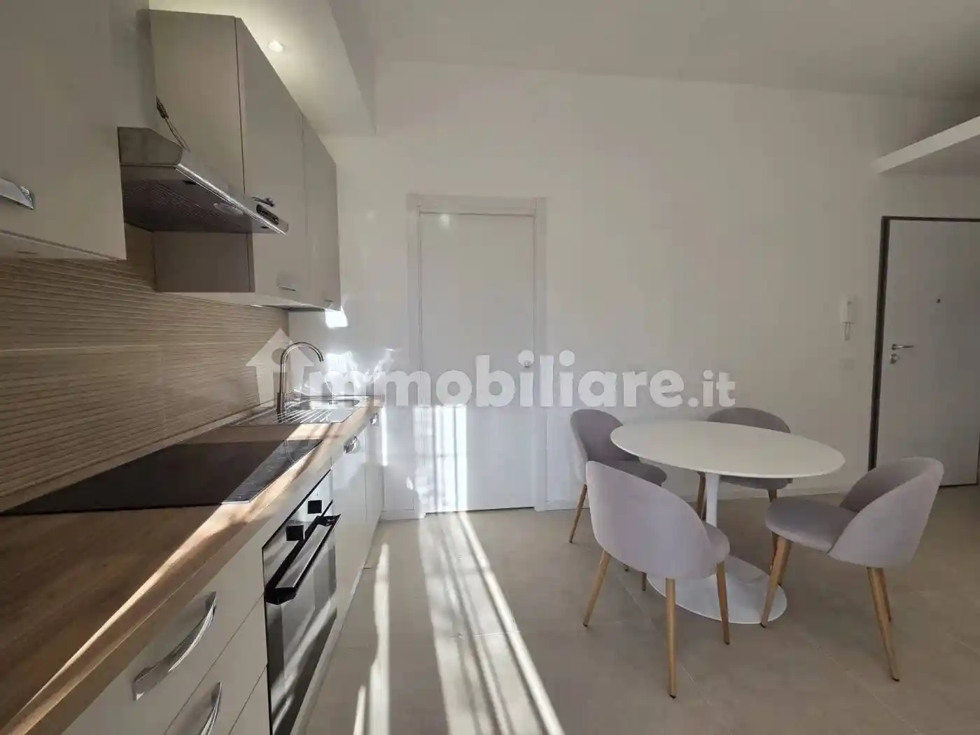 Appartamento viale Famagosta, 35, Famagosta, Milano - foto 3