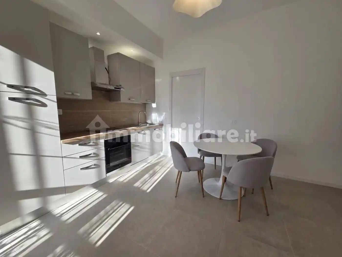 Appartamento viale Famagosta, 35, Famagosta, Milano - foto 5