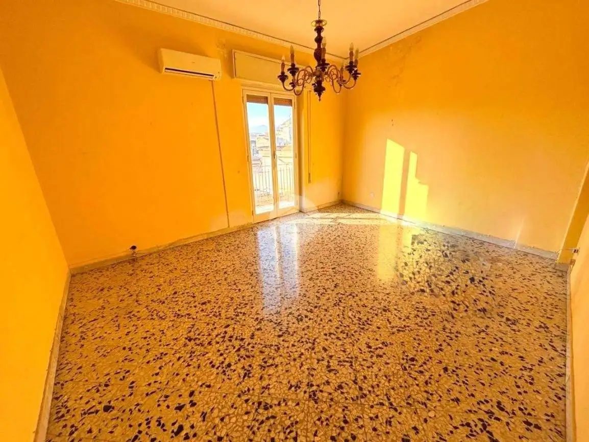 Appartamento in vendita a Palermo