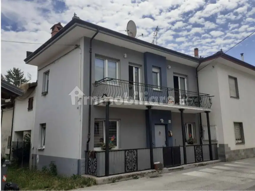 Villa in asta a Busca