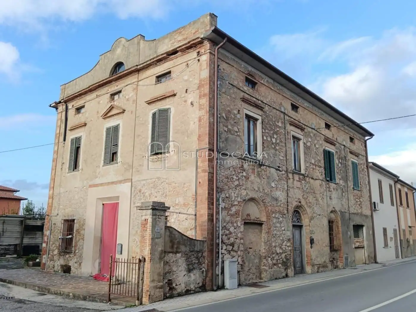 Appartamento in vendita a Cascina