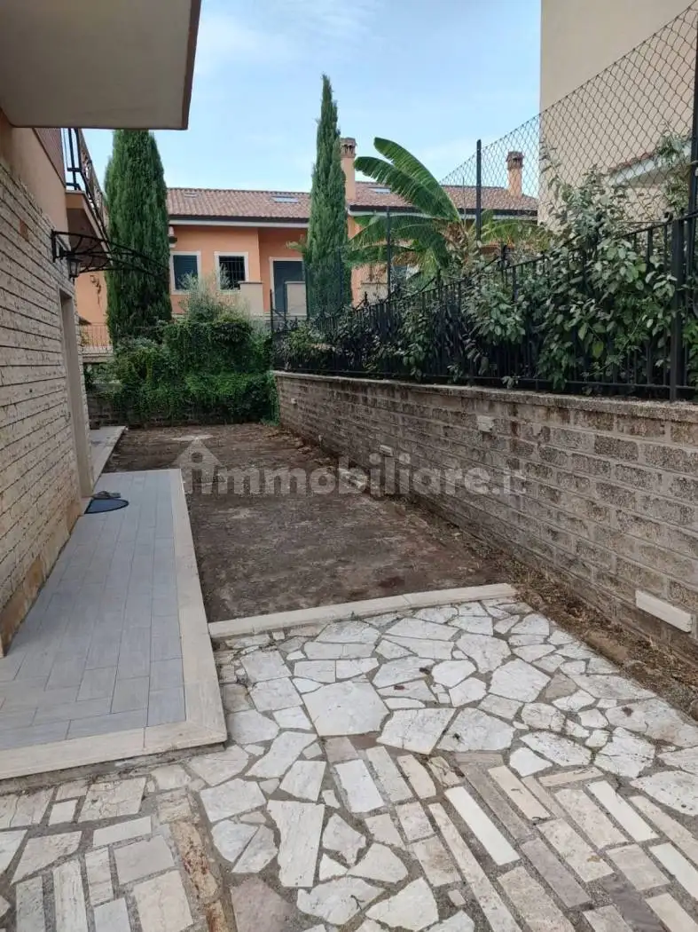 Trilocale via Antonio Gramsci 26, Centro, Colonna - foto 3