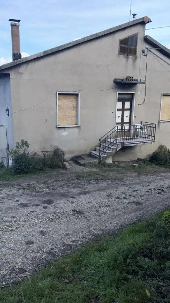 Appartamento in affitto a Stroncone