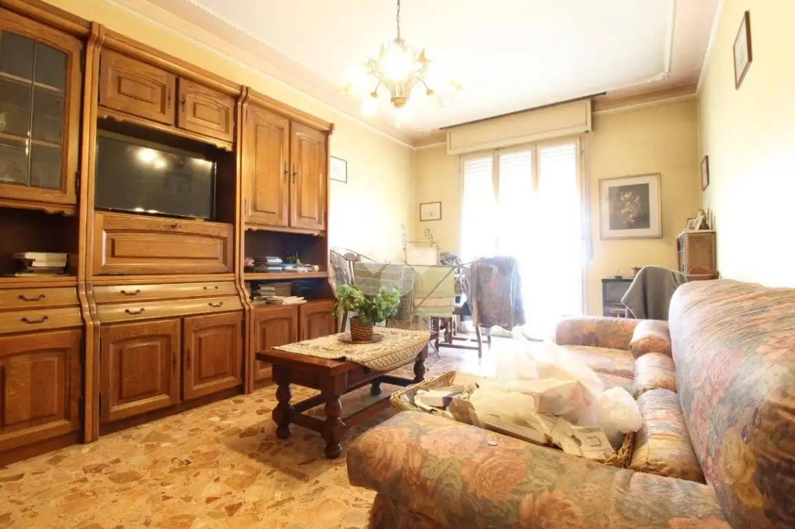 Trilocale via Delmino Spaggiari 2, Centro, Cadelbosco di Sopra - foto 5