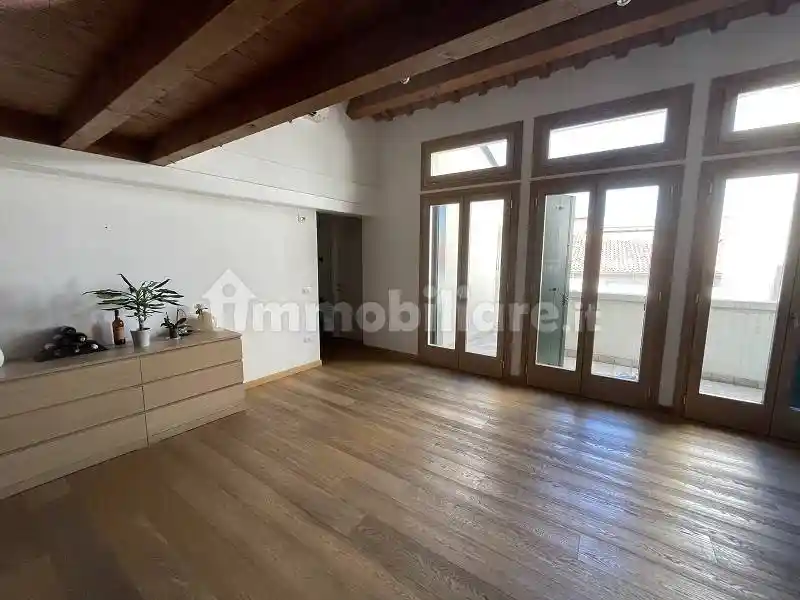 Attico ottimo stato, 260 m², Piazze - Duomo, Padova - foto 3