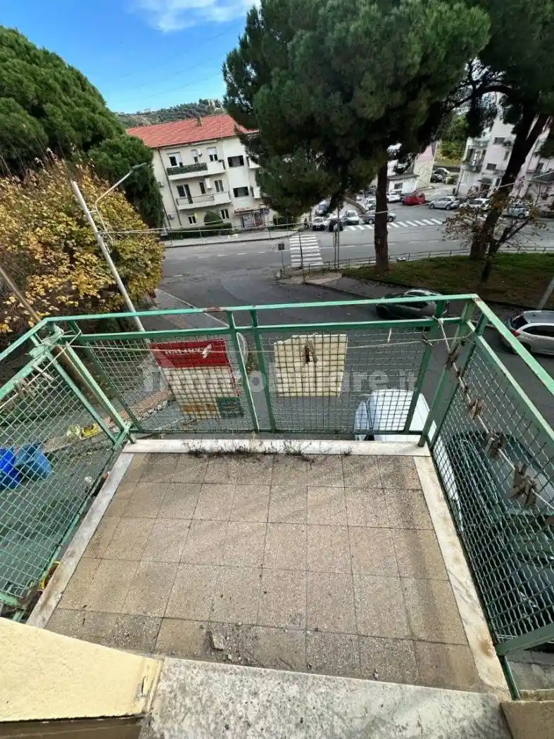 Trilocale via Francesco Lamonica 4, Sala, Catanzaro - foto 5