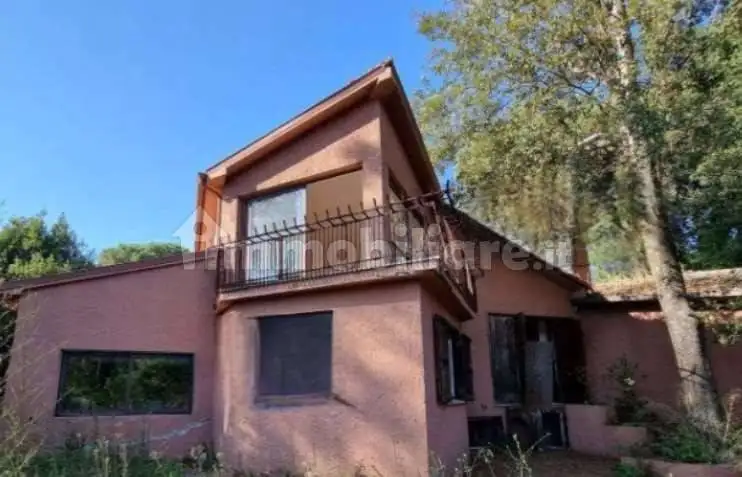 Villa in asta a Roma