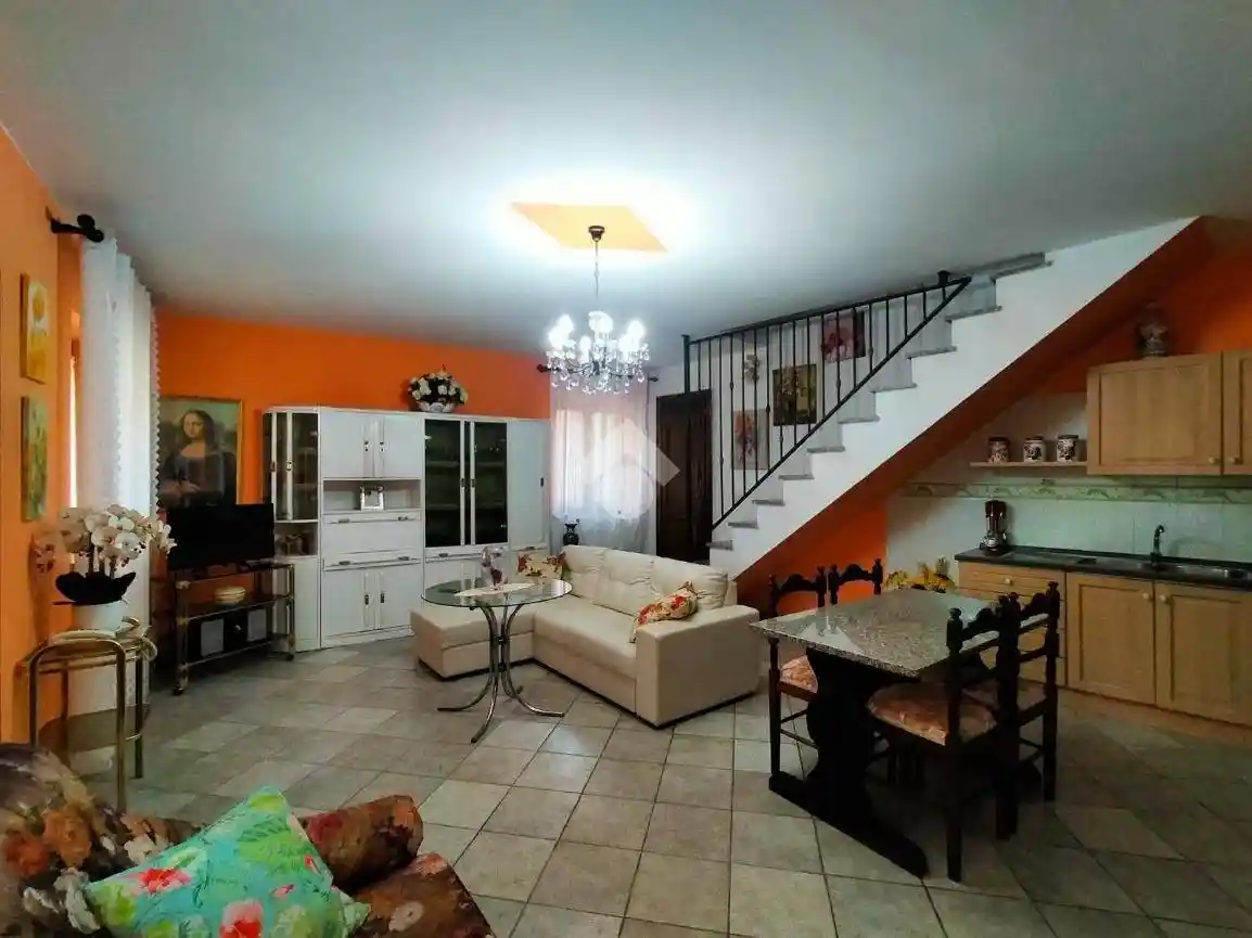 Villa bifamiliare Località Giove, Valtopina - foto 4