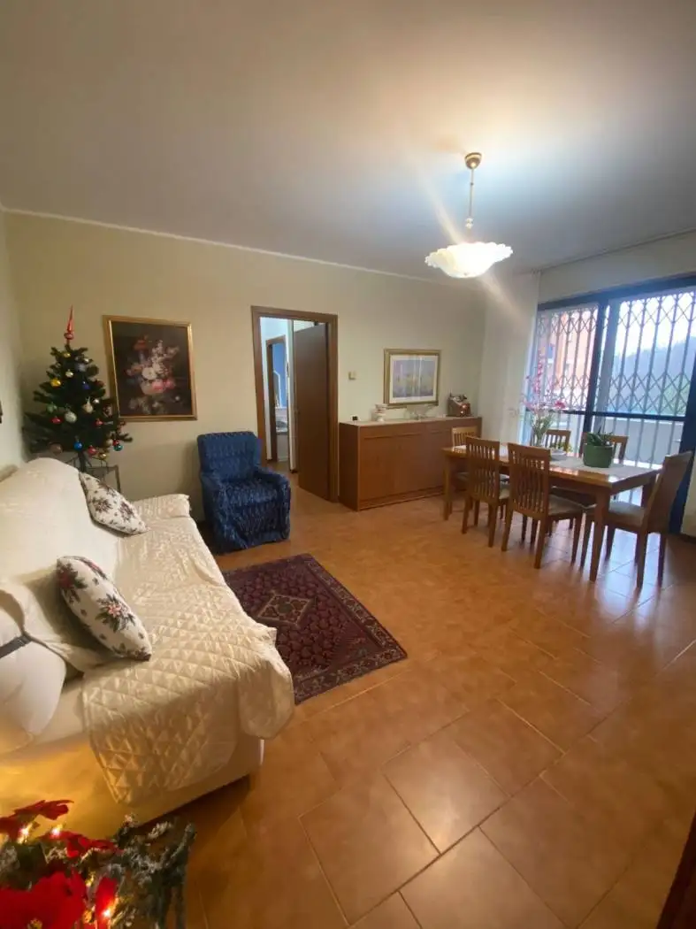 Appartamento in vendita a Rho