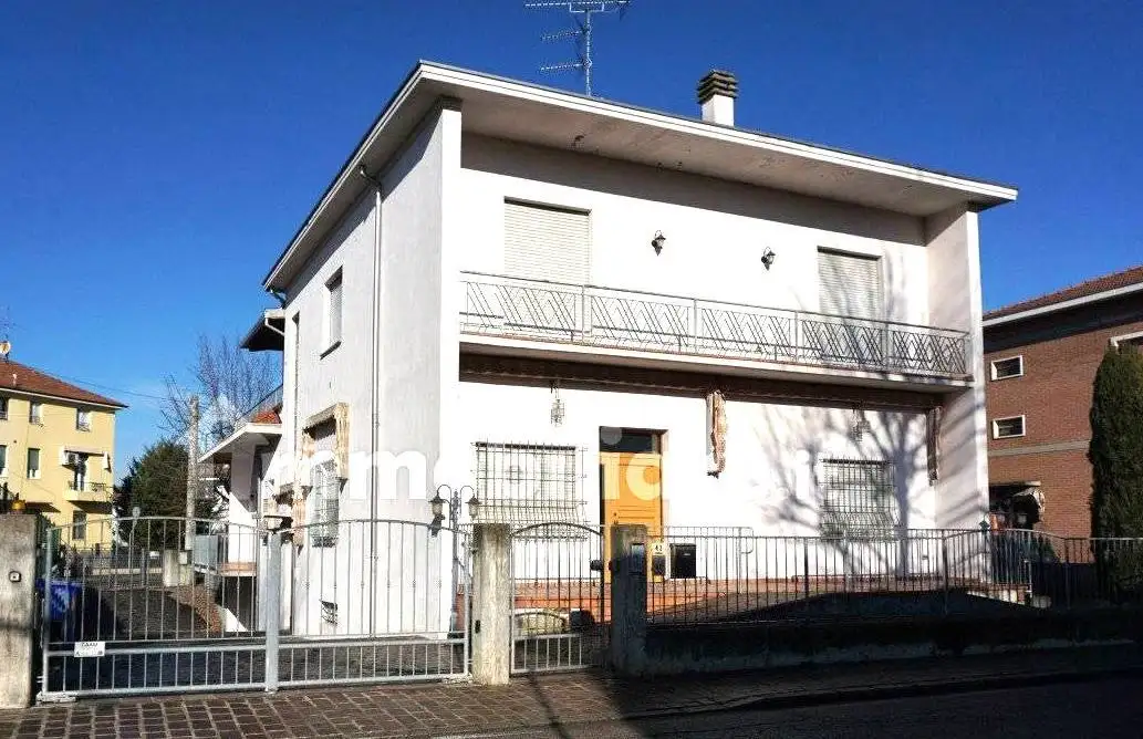 Villa in vendita a Sorbolo Mezzani