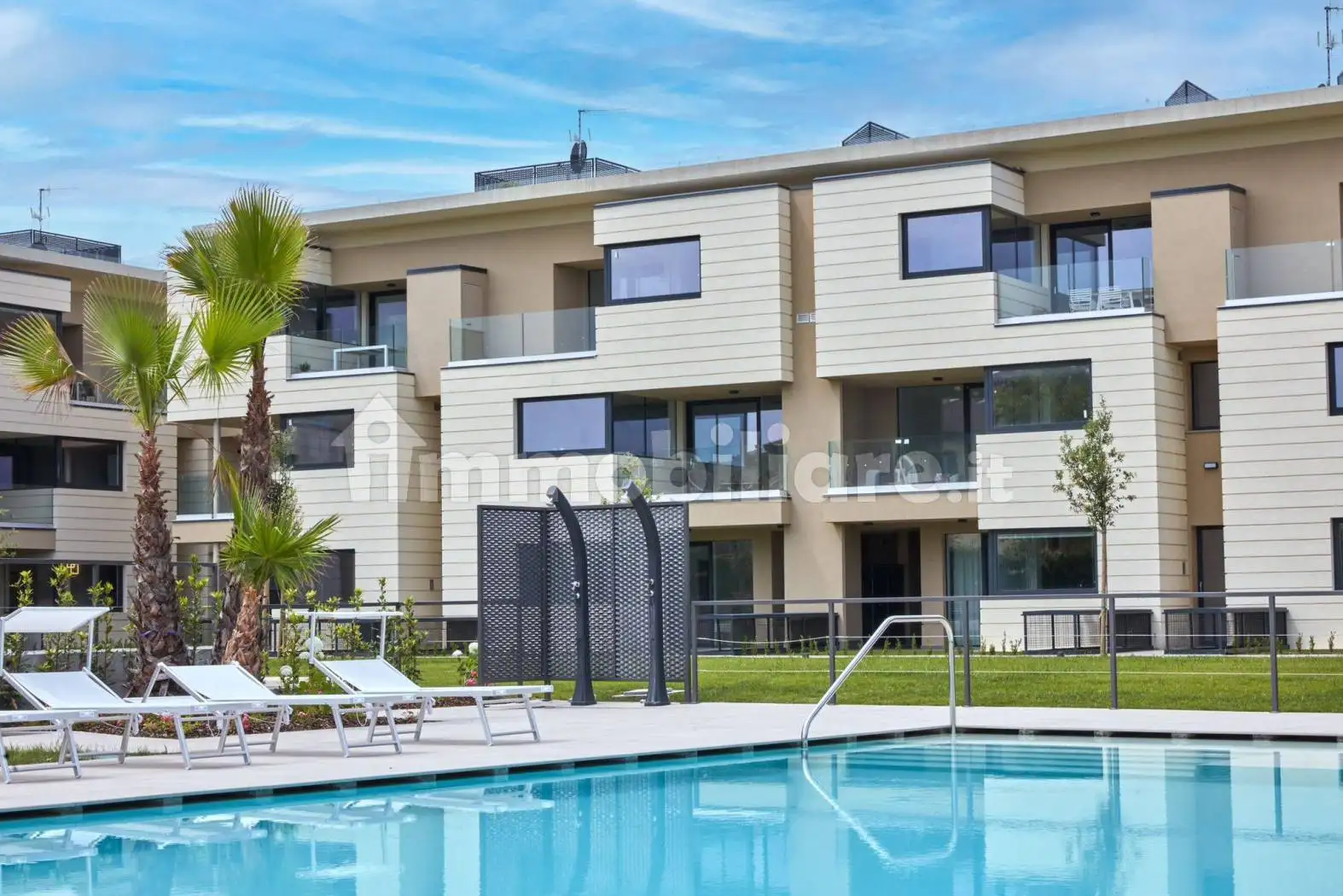 Appartamento in vendita a Desenzano del Garda