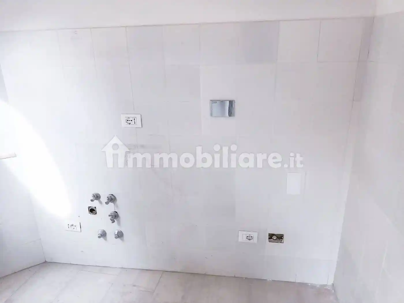 Quadrilocale via Massimo d'Azeglio 24C, Centro Storico, Bologna - foto 4