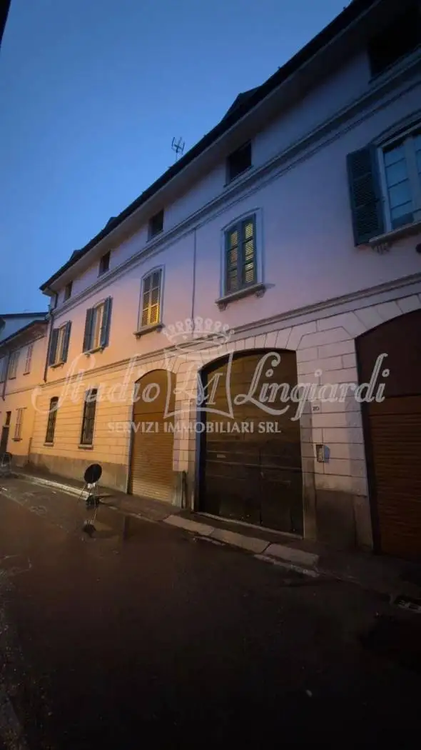 Palazzo - Edificio in Vendita - foto 2