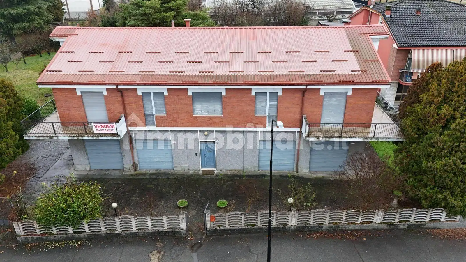 Villa in vendita a Canelli