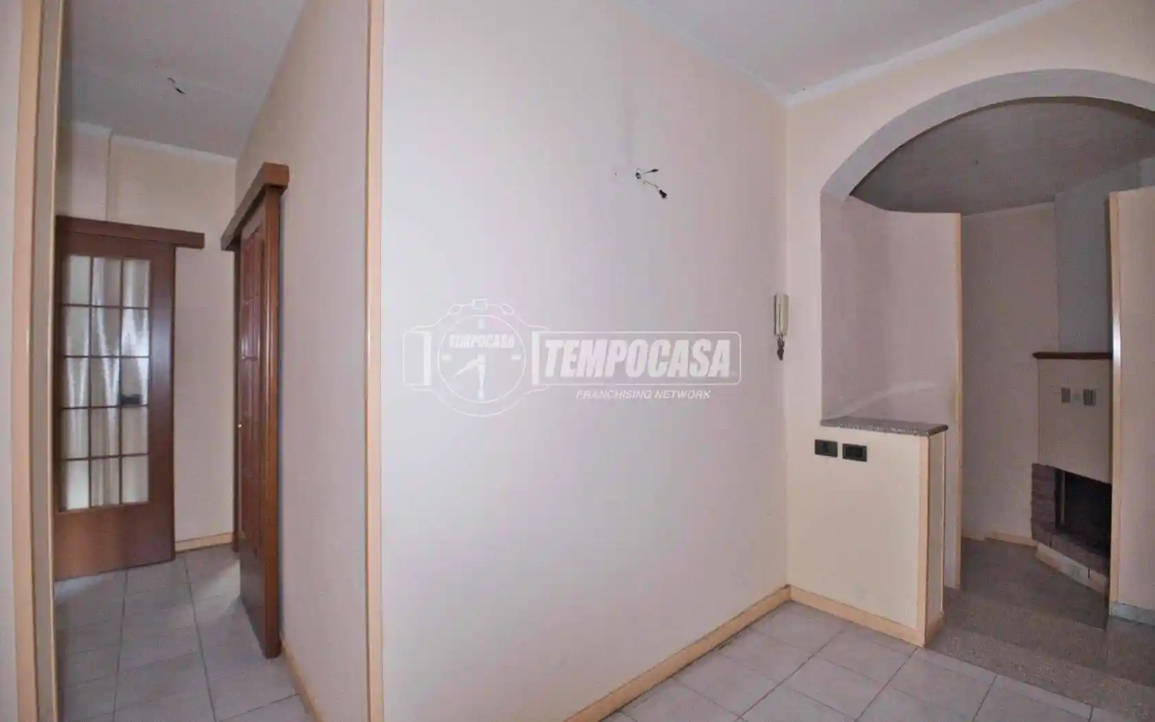 Appartamento ottimo stato, primo piano, Cameri - foto 3