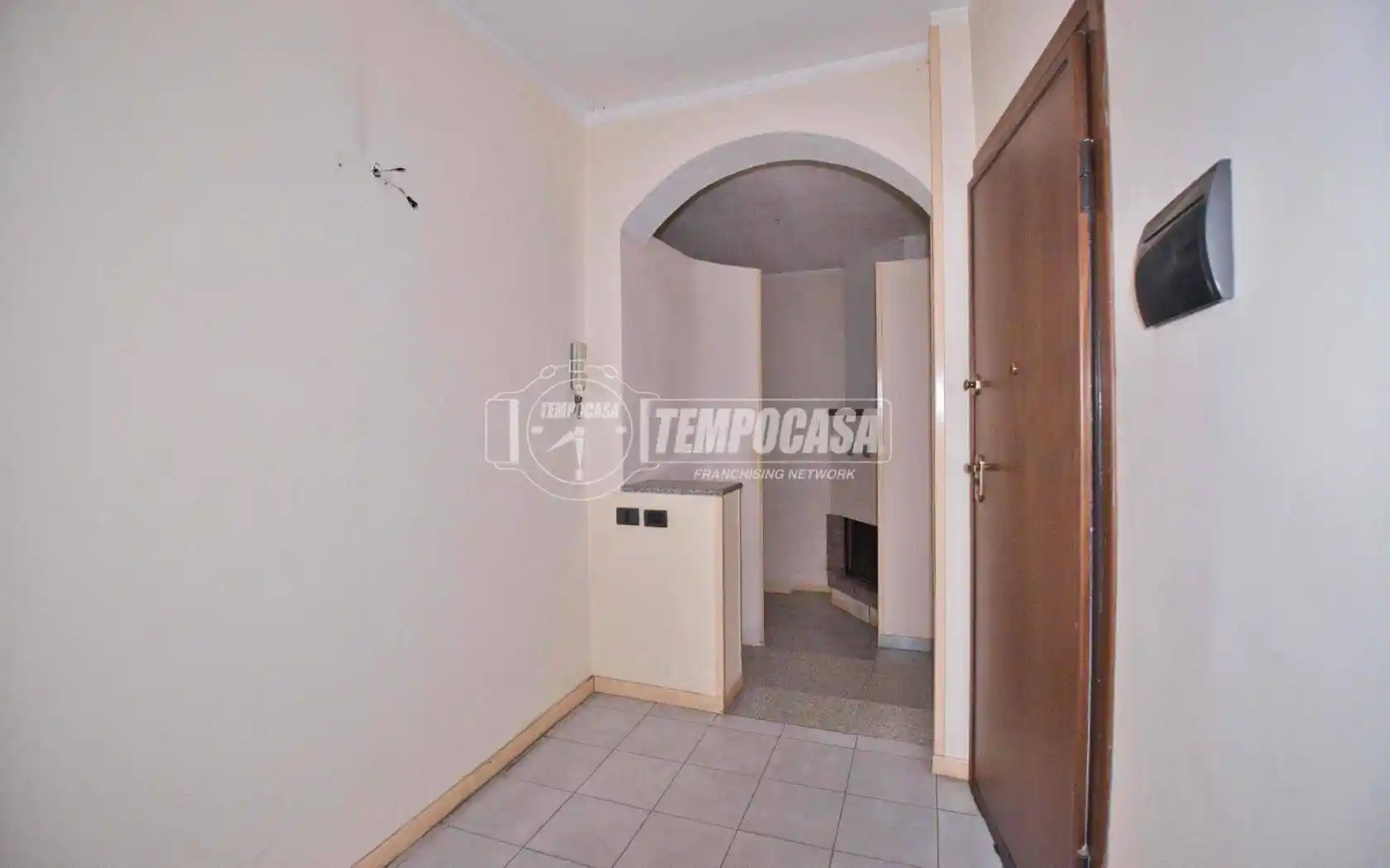 Appartamento ottimo stato, primo piano, Cameri - foto 4