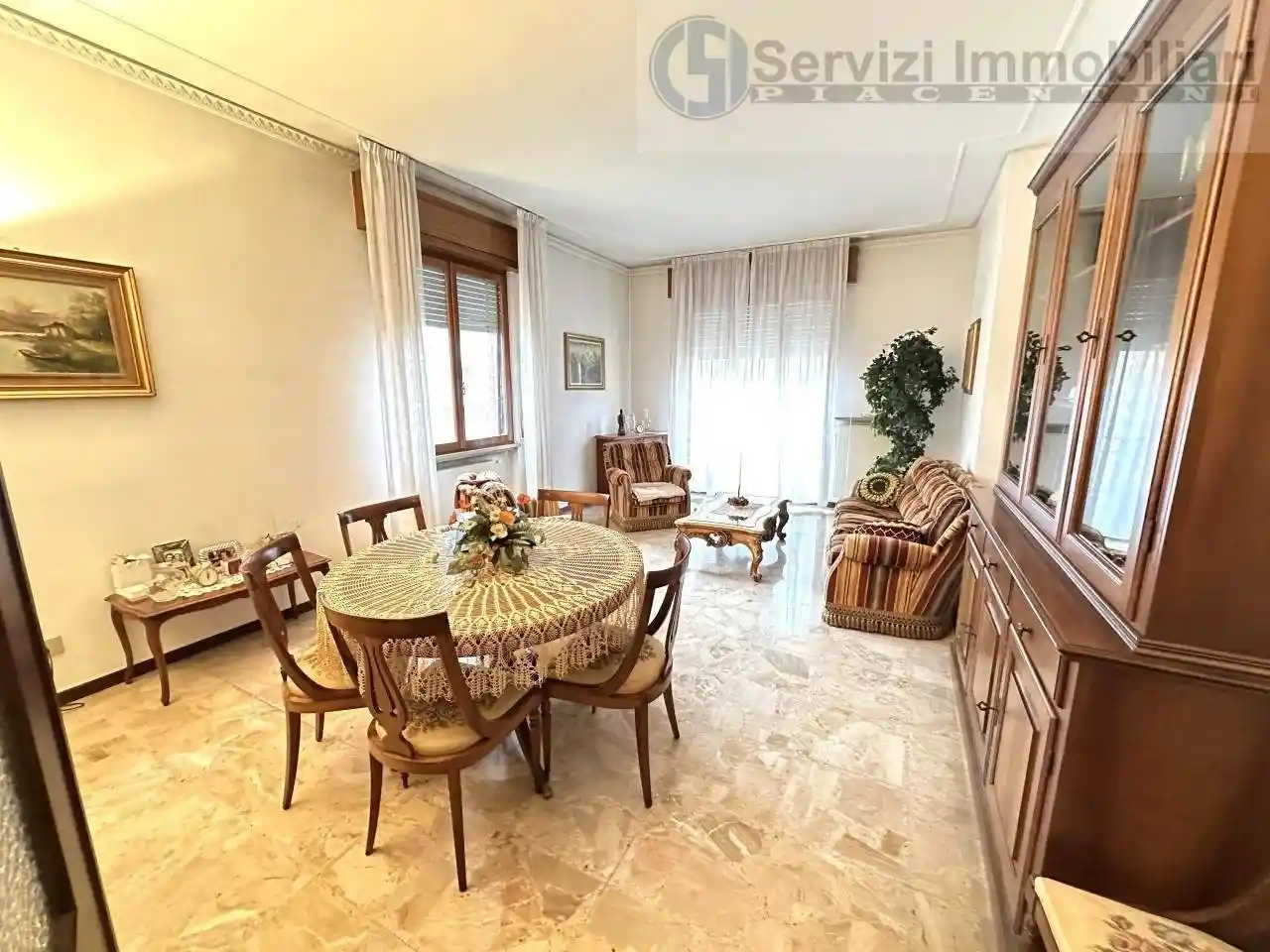 Appartamento in vendita a Piacenza