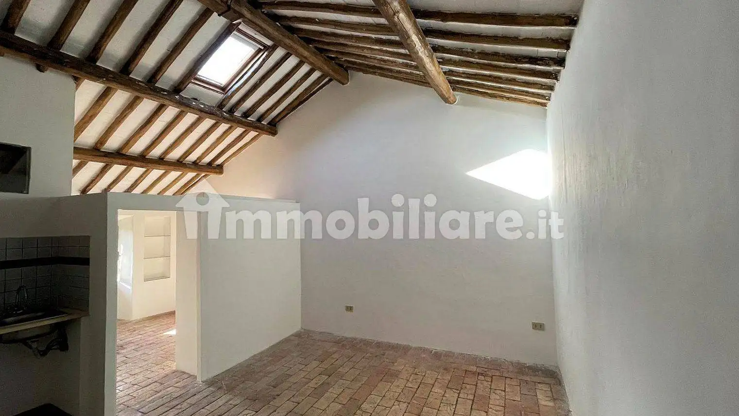 Appartamento in vendita a Capranica