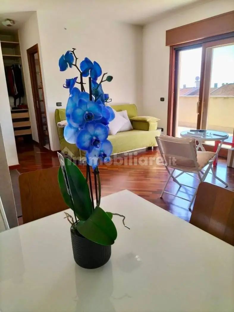 Appartamento in vendita a Pomezia