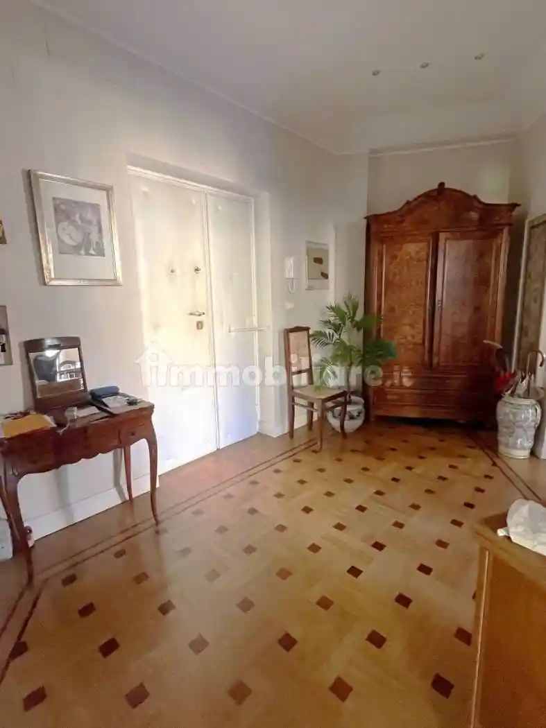 Appartamento piazza Ledro, Trieste - Coppedè, Roma - foto 2