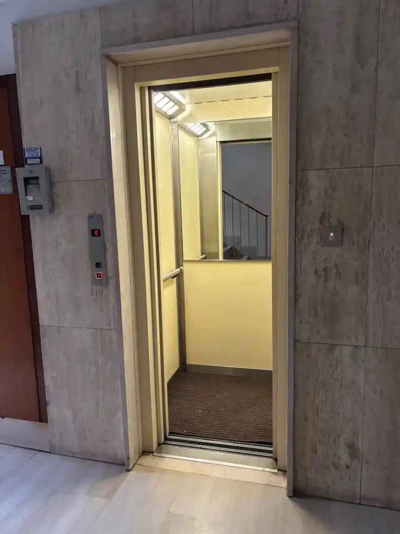 Trilocale buono stato, terzo piano, San Donato, Bologna - foto 3