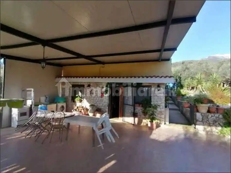 Villa in vendita a Bassiano