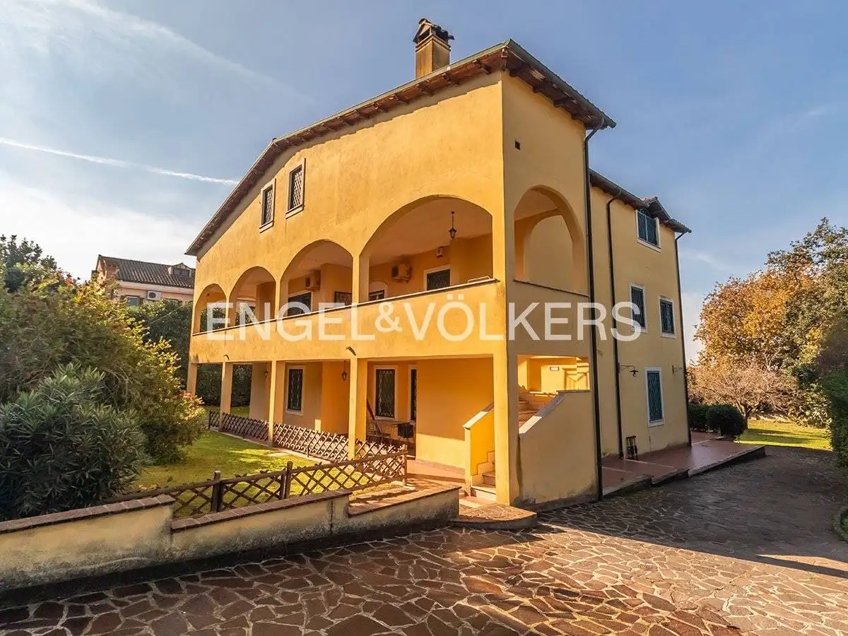 Villa in vendita a Roma