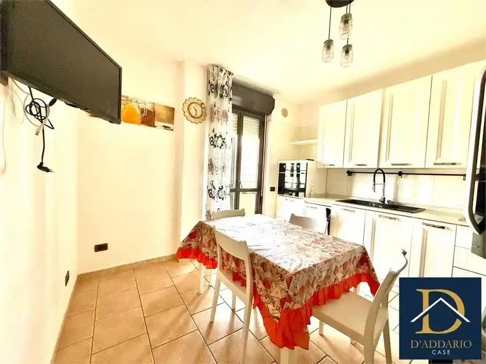 Trilocale piazza tedesco 12, Paolo VI, Taranto - foto 4